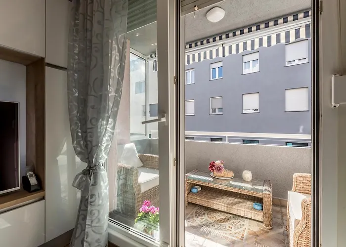Noemi Luxury Solin