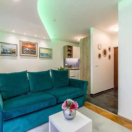 Noemi Luxury Solin