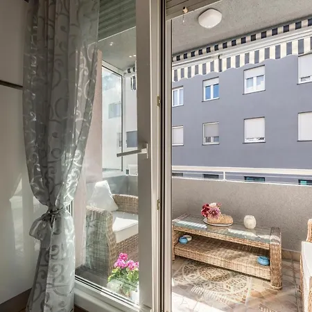 Noemi Luxury Solin