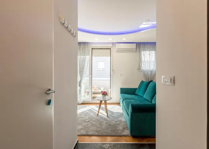 아파트 Noemi Luxury 솔린